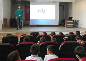 Takımlarımız Öğrencilere Sokak Hayvanları Eğitimi Verdi