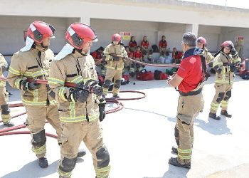 Tüpraş Memleketler arası Sertifikalı Yangın Eğitimleri Veriyor