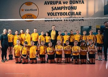 VakıfBank’ın Yeni Reklam Sineması Filelerden Çocukların Hayallerine Uzanıyor
