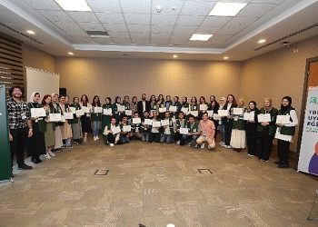 Yeşilay, Genç Gönüllülere Yönelik “Bağımlılıkla Gayret Akran Uygulayıcı Eğitimi” Geçekleştirdi