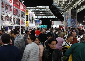 13. Antalya Kitap Fuarı’na ağır ilgi 