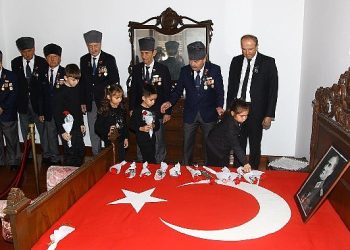 Avcılar’da Atatürk’ün vefat yıl dönümünde “Zaman Kapsülü”