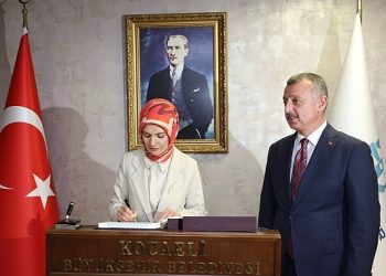 Bakan Göktaş’tan Büyükşehir’e ziyaret