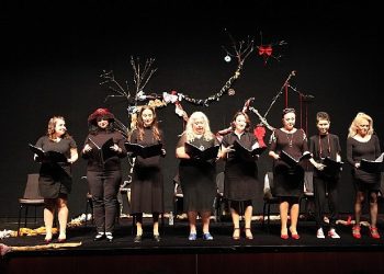 Bayanlardan Güçlenme Kıssaları II Gösterisi Seyirciyle Buluşuyor