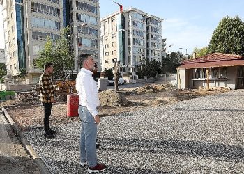 Bayraklı’da tüm sokaklar yenileniyor