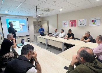 Bornova Belediyesi’nden babalara dayanak programı