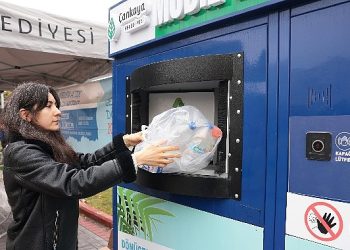 Çankaya’da plastikler cama dönüştü