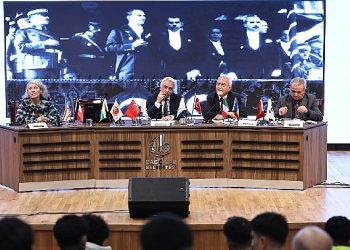 Cumhuriyet’in İlanının 100 Yıl Dönümü Memleketler arası Sempozyumu düzenlendi
