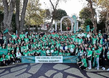 Darüşşafaka Koşucuları Eğitim İçin Bir Kere Daha Kıtaları Aştı