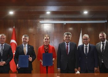 Deü, akademik iş birliklerine yenisini ekledi