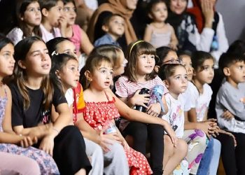 Didim’de çocuklar sinema sinemasını keyifle izledi