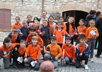 Duayen felsefeci kuçuradi: belediyeler insan haklarını korumalıdır