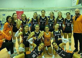 Eczacıbaşı 2. Lig Voleybol Ekibi Deplasmanda Kazandı