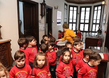 Edremit belediyesi Atatürk kültür konutu’na ziyaretçi akını