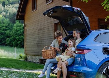 Elektrikli Aracına Aksigorta’dan E-Kasko Yaptıran  Yolda Kalma Telaşı Yaşamıyor