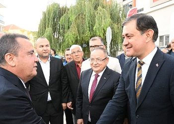 Elmalı doğalgaza kavuştu 