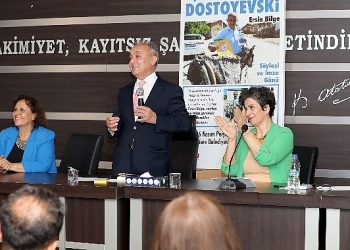 Eşekle gelen Dostoyevski, 7 bin çocuğa ulaşan öyküsünü narlıderelilere anlattı