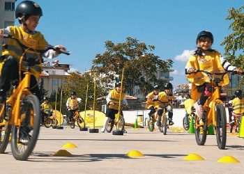 Eti Sarı Bisiklet,  Gaziantep’te 2 binden fazla öğrenciye ulaştı