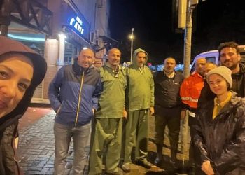 Filiz Lider 05.45’te alandan seslendi: Tam Takım Dışardayız, çalışmaya devam!