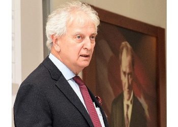 Geleceğe sağlam adımlarla yürüyebilmemiz için tek yol, Atatürk’ün yoludur