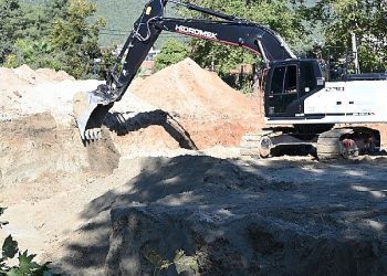 Göynük Kapalı Pazar yeri imali başladı