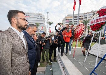 İzmir Ata’nın huzurunda