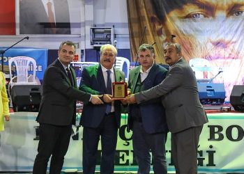 İzmir Kınık’ta, Kınık Çepni Uzunluğu Derneği’nden unutulmaz gece