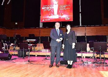 İzmir Yıldızı mükafatları sahiplerini buldu