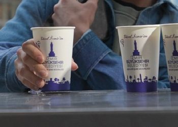 İzmir’de gençler derse “Günaydın Çorbası” içerek giriyor