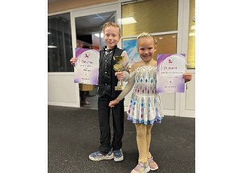 İzmirli atletler buzdan üç madalya çıkardı