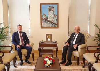 Kazakistan Cumhuriyeti Antalya Başkonsolosu Kanafeyev’den Lider Gürüne Ziyaret