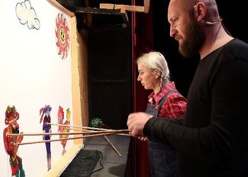 Kent Tiyatroları Karagöz Çiftlik Bekçisi oyunuyla Tarsus’ta