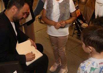 Kocaeli Büyükşehir Belediyesi ; ‘Mutlu ve başarılı çocuk nasıl yetiştirilir’