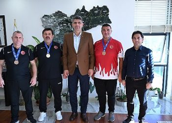 Kocaman veteran güreşlerini kabul etti