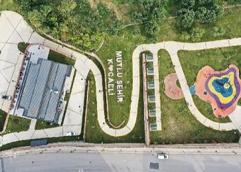 Konak’ta 100 yıl coşkusu sürüyor