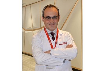 Küçük Kesi ile Omurga Cerrahisi Süratli Güzelleşme Sağlıyor