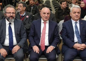 Lider Altınok 8 kent araştırmaları kongresi’ne katıldı