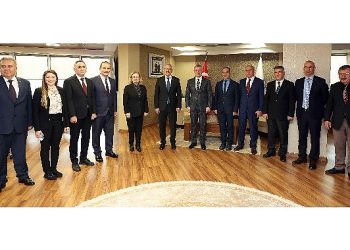 Lider Büyükakın, “Öğretmenlerimize şükran borçluyuz”