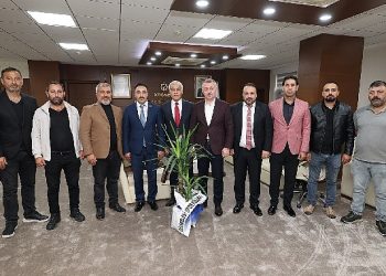 Lider Büyükakın: Tesislerimizin tamamı halkımızın buyruğunda