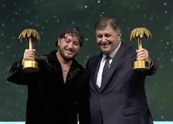 Lider Tugay’a bir ödül daha!