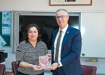 Öğretmenlere Cumhuriyetin 100 yılına özel armağan