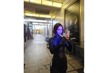 Samsung, Galaxy S23 Ultra ile ‘Epik Dünyalar’ keşfetmek için oyuncu Emma Myers ve Team Galaxy ile iş birliği yaptı