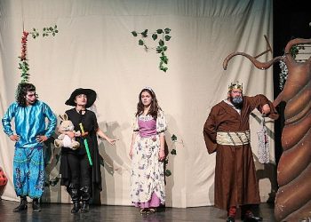 Van Büyükşehir’in orta tatil ikramı tiyatro aktiflikleri ağır ilgi gördü