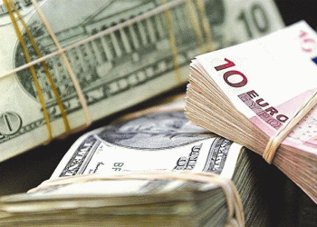 Döviz mevduatları 1 milyar dolar arttı