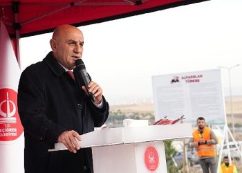 Alparslan Türkeş’in 106 doğum yıl dönümünde fidanlar toprakla buluşturuldu