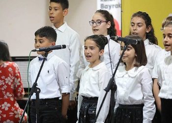 Bayraklı’da 16 branşta ‘Basamak’ kursları başladı