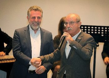 Bayraklı’nın muhtarları Lider Sandal’ın yanında “Biz büyük bir aileyiz”