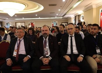 Büyükşehir, “Elektrikli Araçlar Çalıştayı” düzenledi