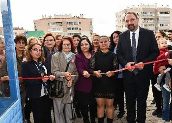 Çiğli’de Bayanların İşleteceği Kafe Hizmete Girdi