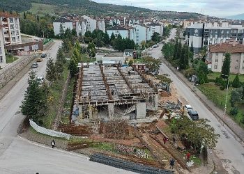 Derince’de inşa edilen Cemevi yükseliyor